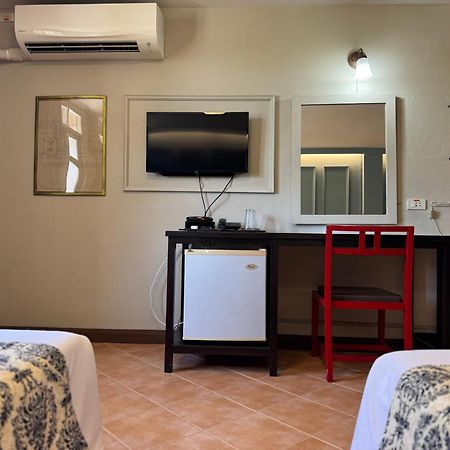 Sun Hotel Phetchaburi Buitenkant foto