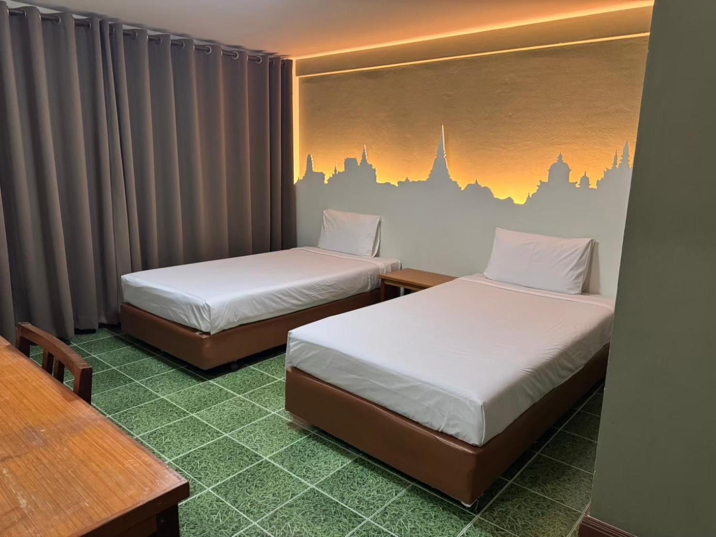 Sun Hotel Phetchaburi Buitenkant foto