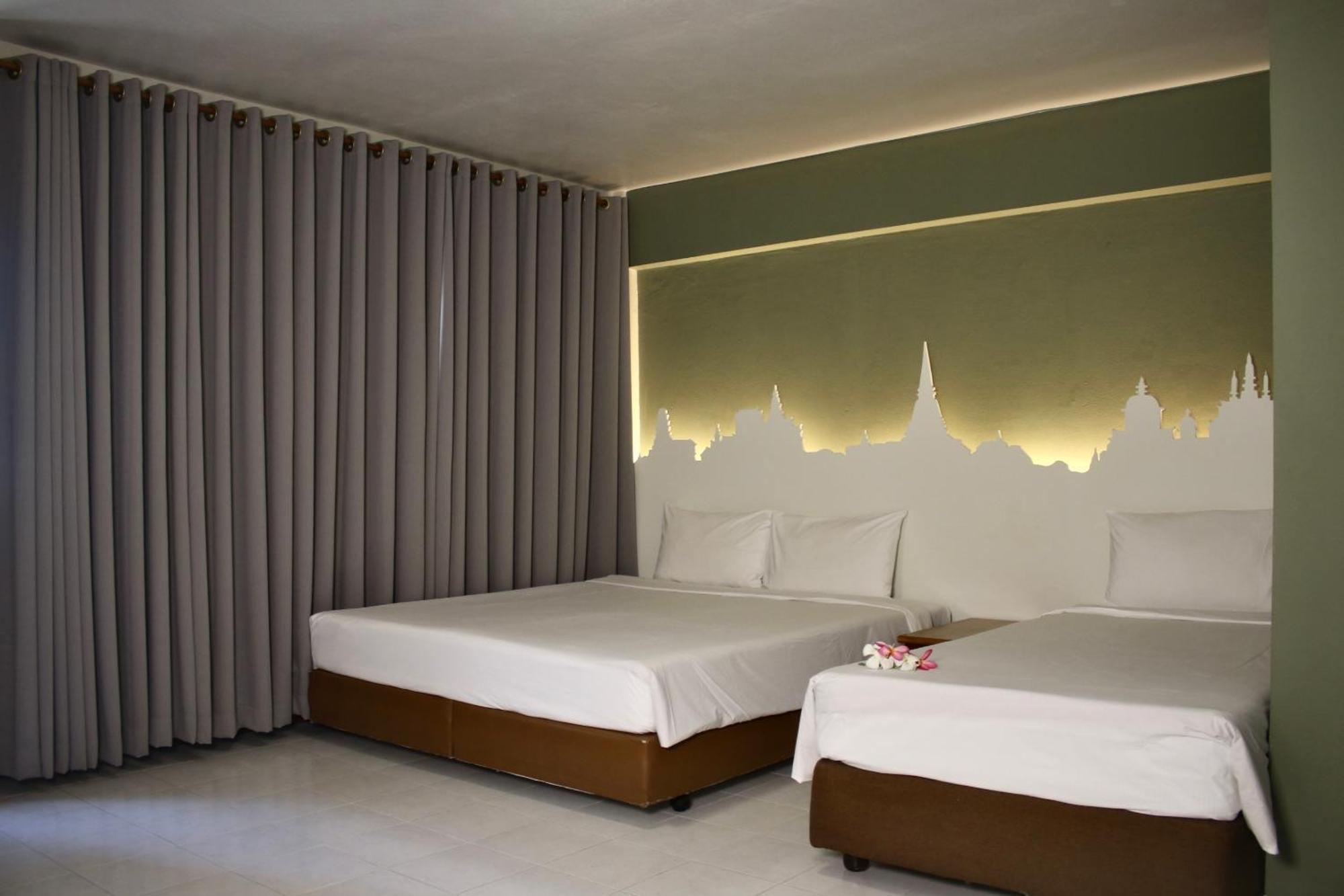 Sun Hotel Phetchaburi Buitenkant foto